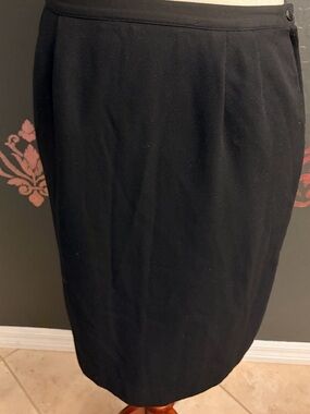 Black Women's Pencil Skirt Lined